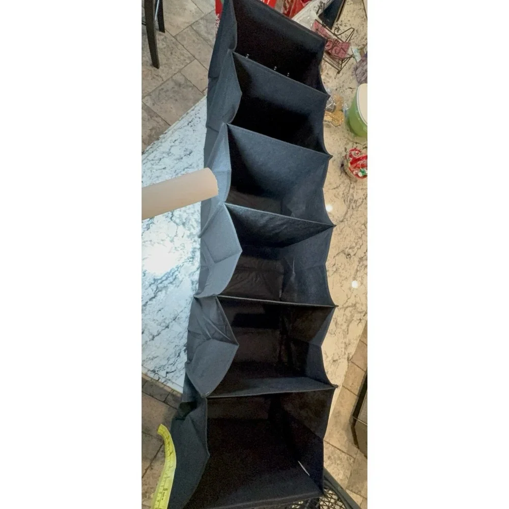 Hanging closet organizer. 6 cube slots for storage. sturdy 11.5